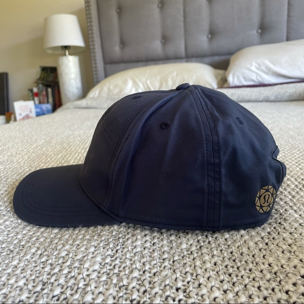 lululemon Seawheeze Snap Back Hat / Cap